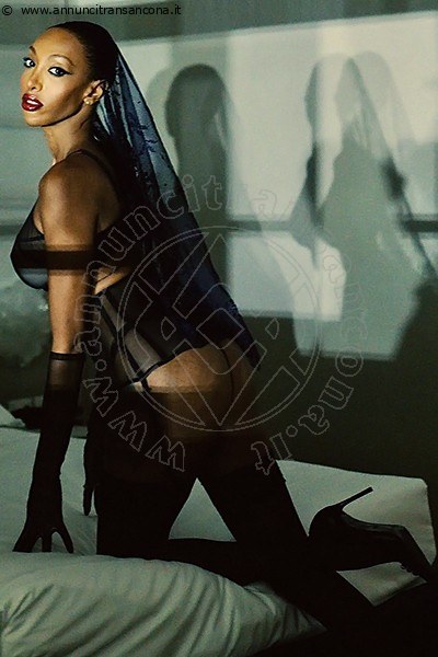 Foto Trans Napoli Naomi Closed