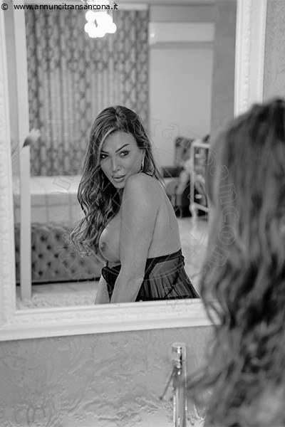Foto Transescort Cassino Amanda Lollobrigida